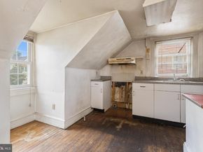 629 S Adams Street, Arlington VA 22204