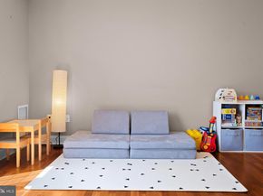 203 Captains Way, Philadelphia PA 19146