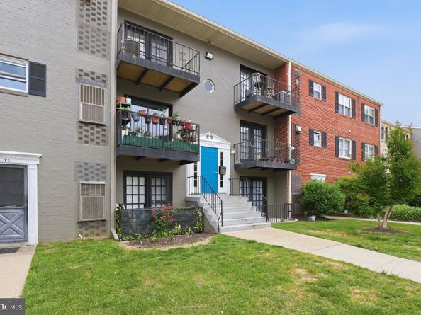 5913 Mayflower Court 101, Alexandria VA 22312