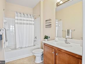 2655 Prosperity Avenue 109, Fairfax VA 22031