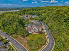20283 Island View Court, Sterling VA 20165