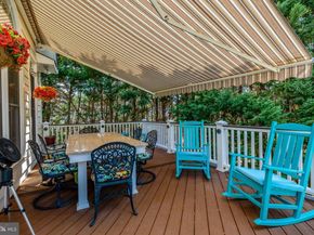 20283 Island View Court, Sterling VA 20165