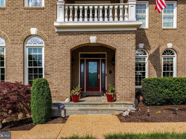 20283 Island View Court, Sterling VA 20165