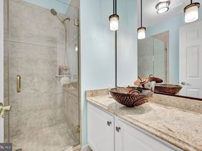 20283 Island View Court, Sterling VA 20165