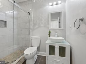 308 Roseberry Street, Philadelphia PA 19148