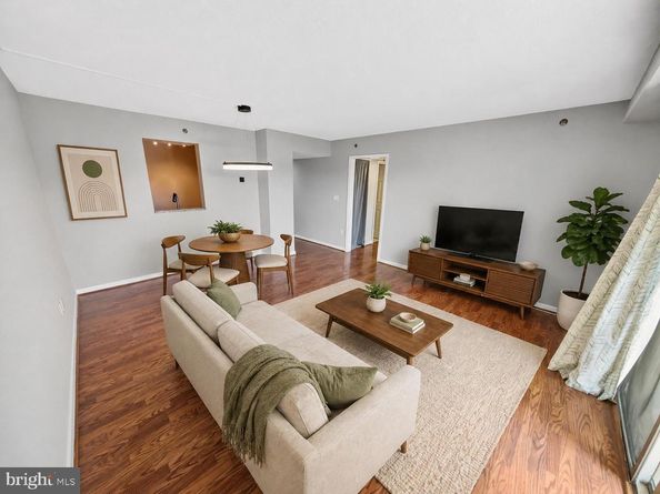 610 N West Street 407, Alexandria VA 22314