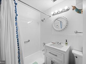 4840 Macarthur Boulevard NW 402, Washington DC 20007