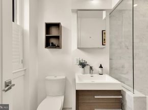 1910 Kalorama Road NW 302, Washington DC 20009
