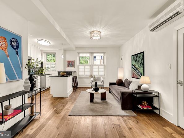 1910 Kalorama Road NW 302, Washington DC 20009