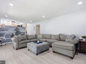 160 Toll Drive, Southampton PA 18966
