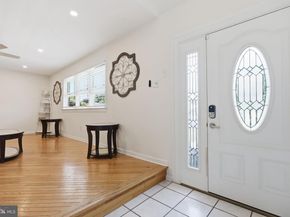 160 Toll Drive, Southampton PA 18966