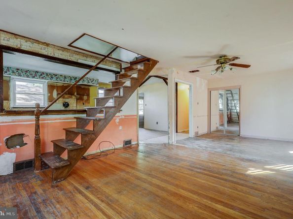 105 Garfield Avenue, Norwood PA 19074