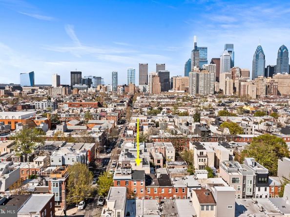 2061 Saint Albans Street, Philadelphia PA 19146