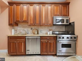 215 S Jessup Street, Philadelphia PA 19107