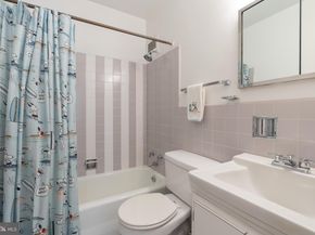 2475 Virginia Avenue NW 103, Washington DC 20037