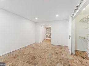 11619 Vantage Hill Road 2A, Reston VA 20190