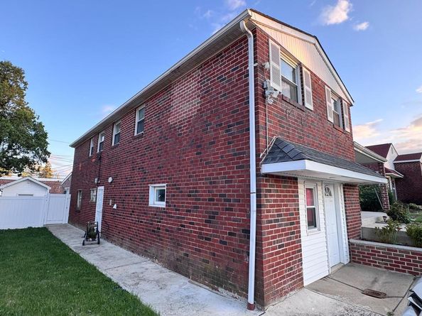 9957 Verree Road, Philadelphia PA 19115