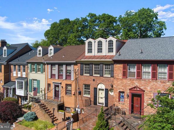 911 S Lee Street, Alexandria VA 22314