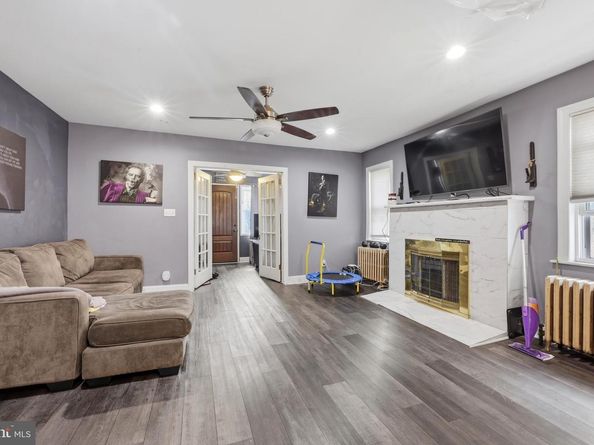 3841 Marshall Road, Drexel Hill PA 19026