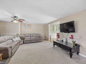 7611 Central Avenue, Philadelphia PA 19111