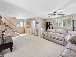 7611 Central Avenue, Philadelphia PA 19111