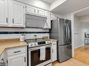 2903 S Woodstock Street B, Arlington VA 22206