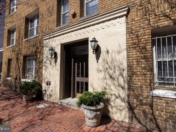 1731 Willard Street NW 102, Washington DC 20009