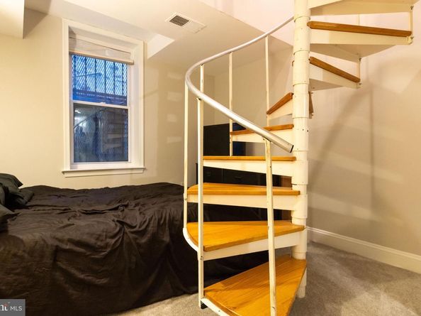 1731 Willard Street NW 102, Washington DC 20009