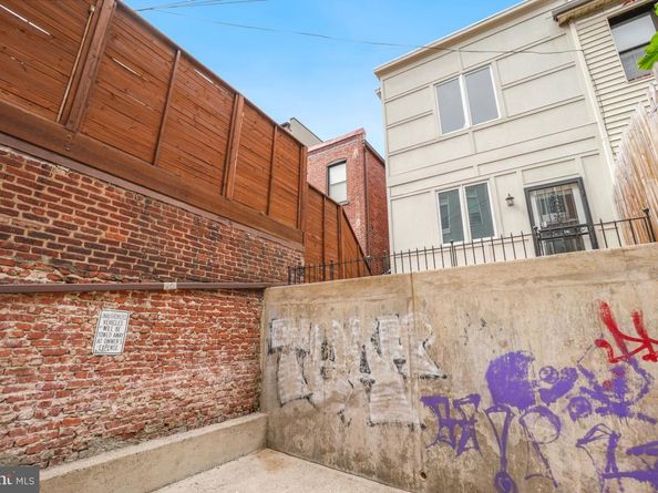 2729 Ontario Road NW, Washington DC 20009