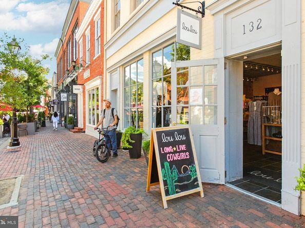 1115 Cameron Street 104, Alexandria VA 22314
