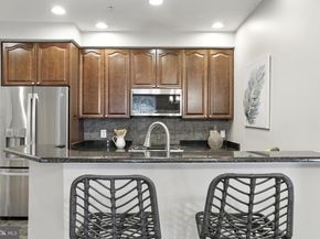 1115 Cameron Street 104, Alexandria VA 22314