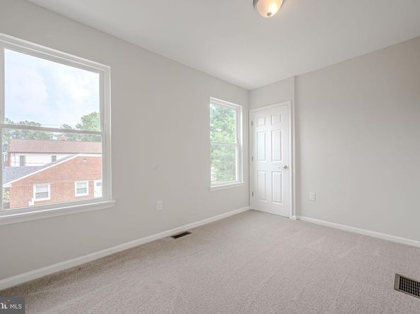 129 Garfield Avenue, Woodlyn PA 19094