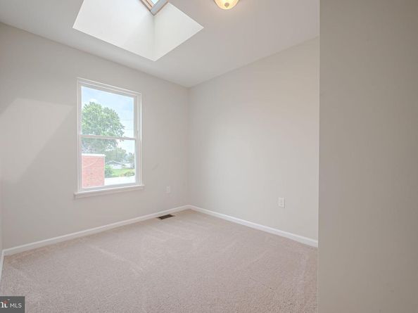 129 Garfield Avenue, Woodlyn PA 19094