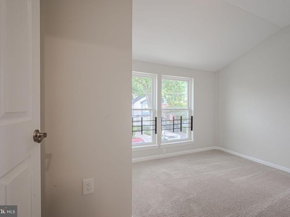 129 Garfield Avenue, Woodlyn PA 19094