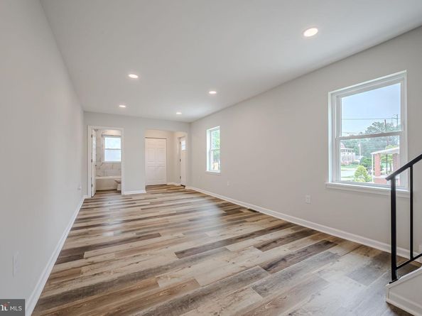 129 Garfield Avenue, Woodlyn PA 19094