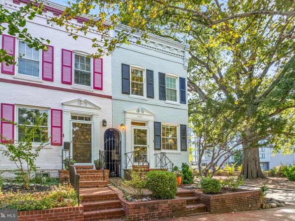 2532 I Street NW, Washington DC 20037