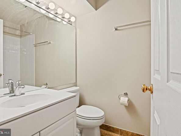 47630 Sandbank Square, Sterling VA 20165