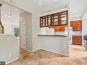 47630 Sandbank Square, Sterling VA 20165