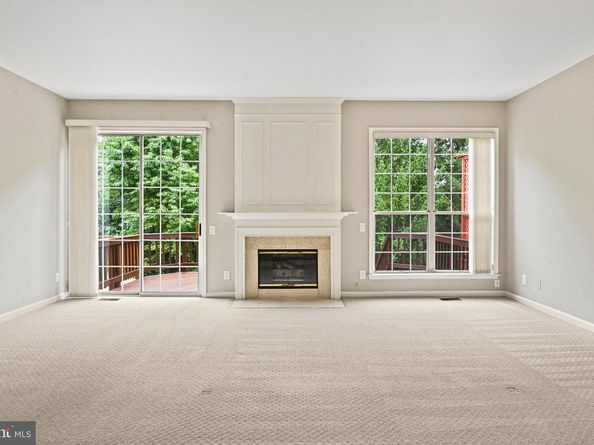 47630 Sandbank Square, Sterling VA 20165