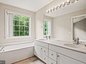 47630 Sandbank Square, Sterling VA 20165