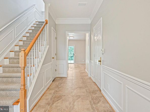 47630 Sandbank Square, Sterling VA 20165