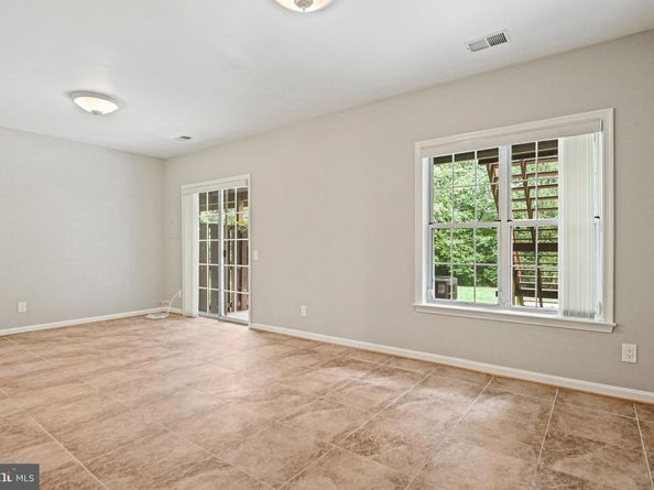 47630 Sandbank Square, Sterling VA 20165
