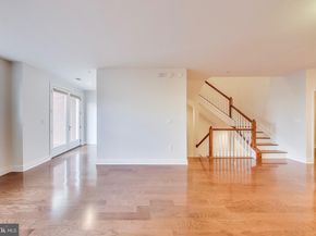 1418 N Rhodes Street B120, Arlington VA 22209