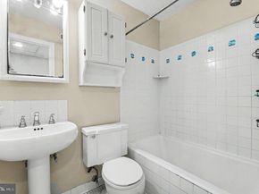 3342 S 28TH Street 403, Alexandria VA 22302