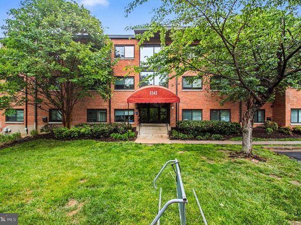 3342 S 28TH Street 403, Alexandria VA 22302