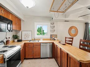 3342 S 28TH Street 403, Alexandria VA 22302