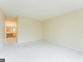 8370 Greensboro Drive 310, Mclean VA 22102