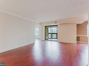 8370 Greensboro Drive 310, Mclean VA 22102