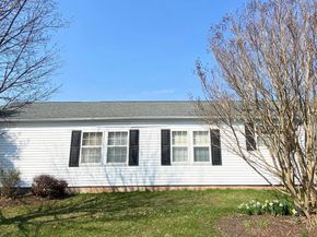 449 Grouse Court W, New Hope PA 18938