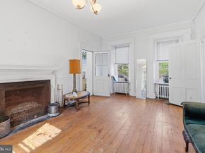 8962 Ridge Avenue, Philadelphia PA 19128